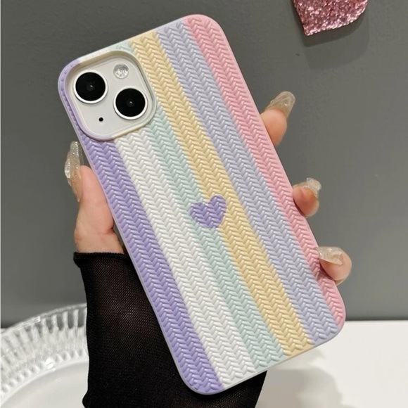 ⚠️Clearance🫧iPhone 12/Pro/Pro Max Cute Multicolor Heart Pattern Phone Case - Picture 2 of 3